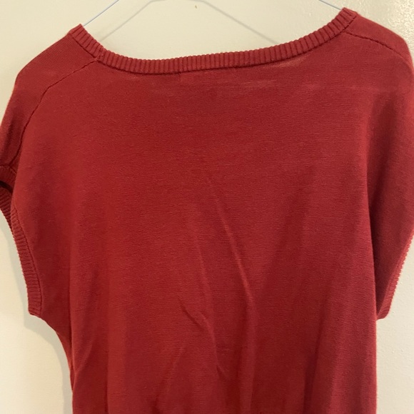 Cropped Burnt Red Top - Picture 2 of 5